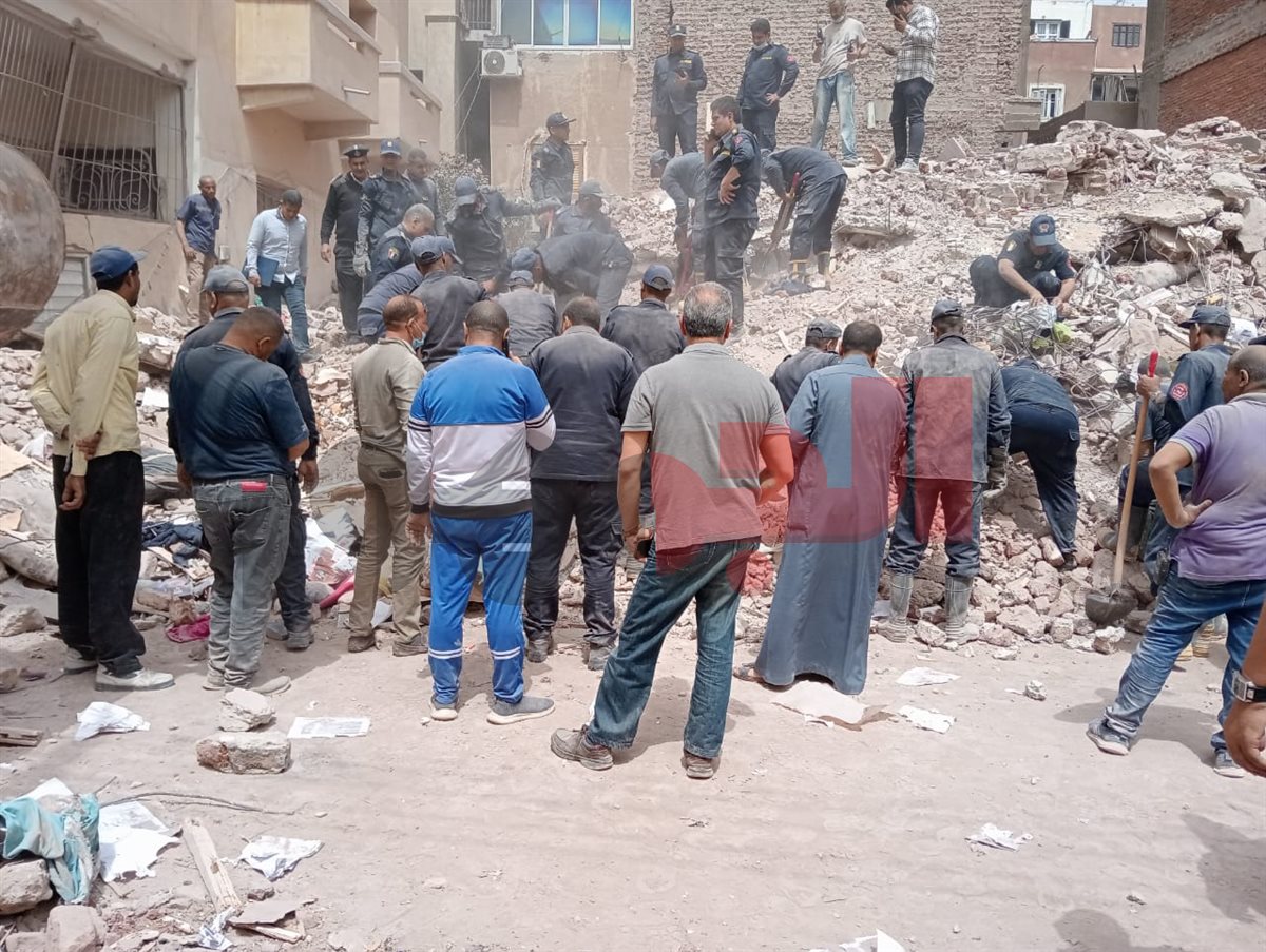 حادث عقار أسيوط