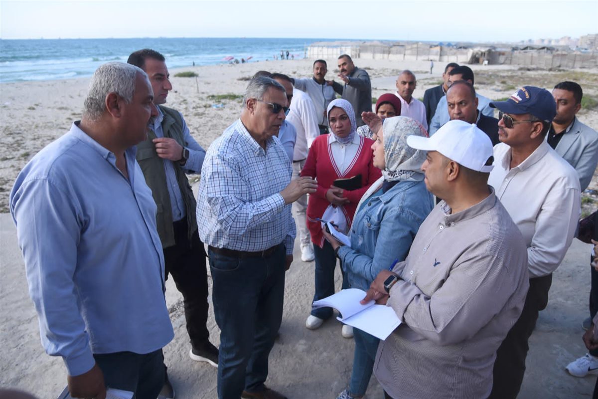 محافظ الإسكندرية: الانتهاء من جاهزية الشواطئ لاستقبال روادها.. وتقدم حزمة من الخدمات لاستقطام المصطافين محافظ الإسكندرية: الانتهاء من جاهزية الشواطئ لاستقبال روادها.. وتقدم حزمة من الخدمات لاستقطام المصطافين