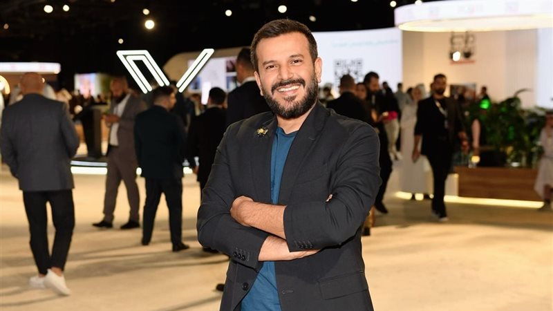 توفي من 3 أيام.. تفاصيل جديدة حول وفاة الإعلامي صبحي عطري