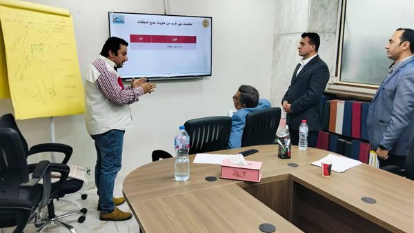 محافظ الدقهلية يكلف بالتعاقد مع شركة متخصصة بالمنصورة للقضاء نهائيا على استخدام الشارع كوسيط لتجميع القمامة