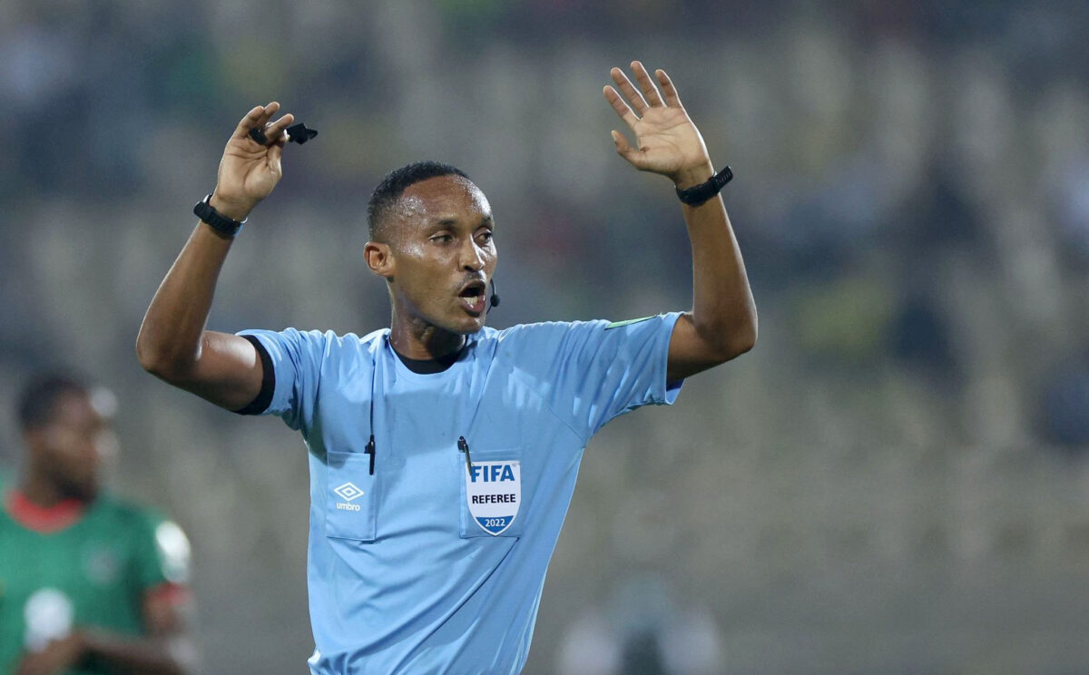حكم بوروندي يدير مواجهة أورلاندو وبيراميدز في دوري أبطال أفريقيا حكم بوروندي يدير مواجهة أورلاندو وبيراميدز في دوري أبطال أفريقيا