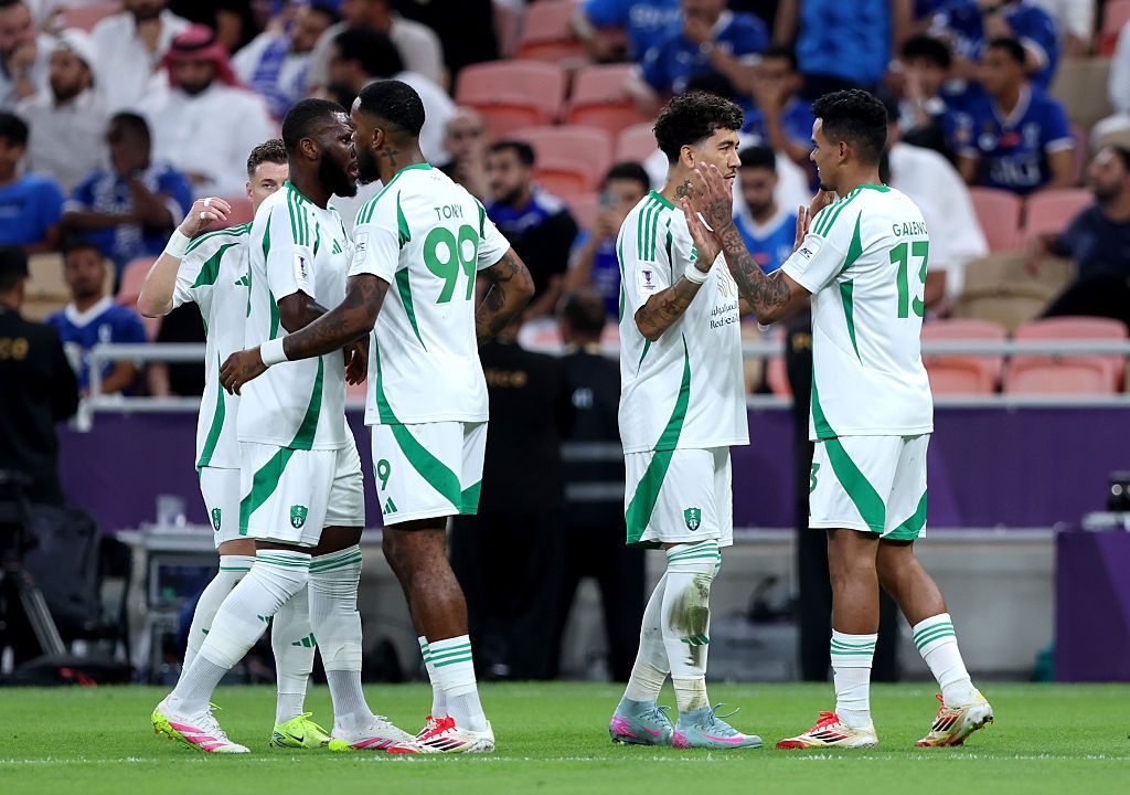 9 سنوات.. إنجاز أهلي جدة يزلزل زعامة الهلال 9 سنوات.. إنجاز أهلي جدة يزلزل زعامة الهلال