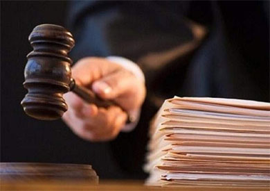 جنايات دمنهور: تأجيل محاكمة 9 أشخاص قتلوا شابا أخذا بالثأر للنظر في طلب رد المحكمة جنايات دمنهور: تأجيل محاكمة 9 أشخاص قتلوا شابا أخذا بالثأر للنظر في طلب رد المحكمة