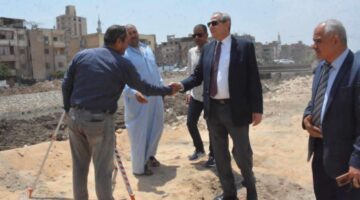 محافظ الغربية يهنئ العمال بعيدهم ويشدد على إنجاز مشروعات الصرف والكورنيش لتحقيق نقلة حضارية