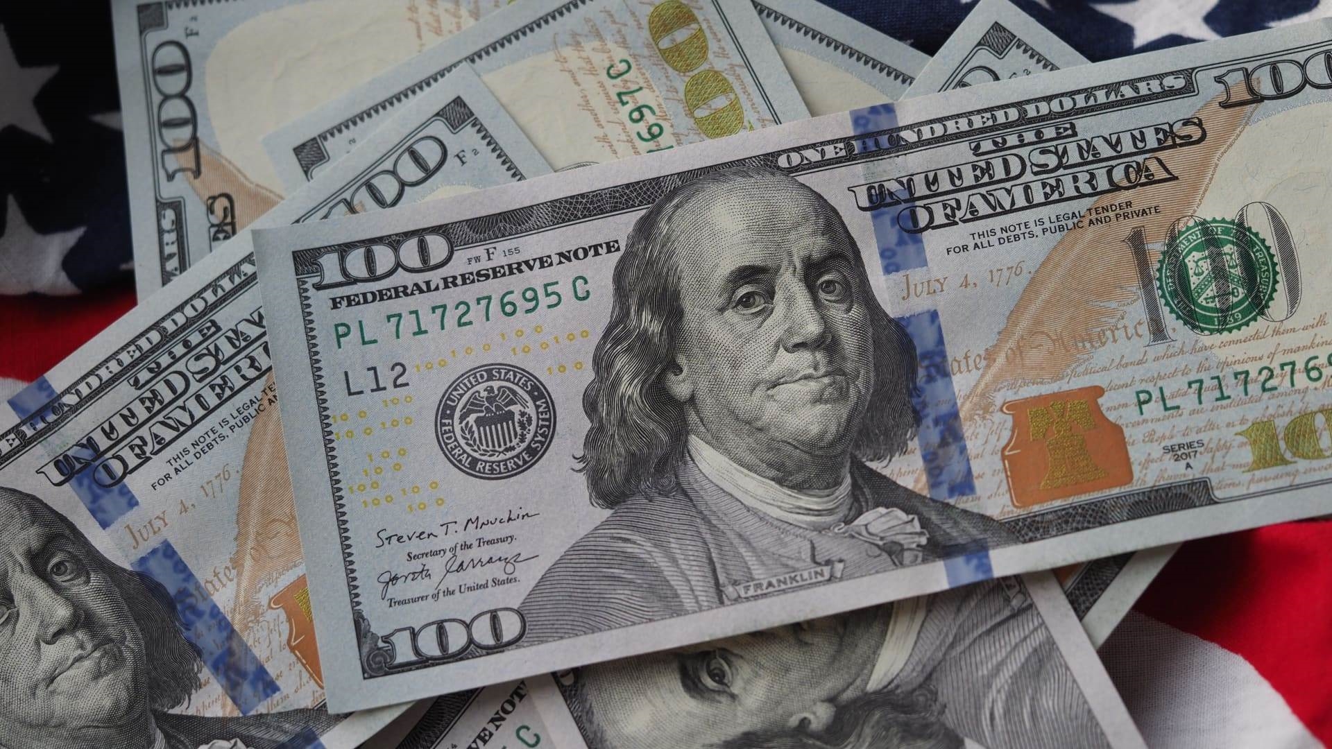سعر الدولار مقابل الجنيه اليوم الأربعاء 16 أبريل 2025 يسجل ارتفاعا مفاجئا| هل يلامس 52 جنيها سعر الدولار مقابل الجنيه اليوم الأربعاء 16 أبريل 2025 يسجل ارتفاعا مفاجئا| هل يلامس 52 جنيها