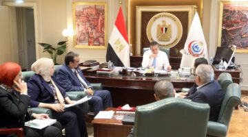 وزير الصحة يجتمع لدراسة الوضع الراهن لاستهلاك أدوية بعض الفئات المرضية