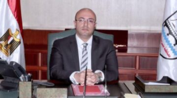محافظ بني سويف يقرر تعليق الدراسة غدا الأربعاء بالمدارس والجامعات بسبب العاصفة الترابية