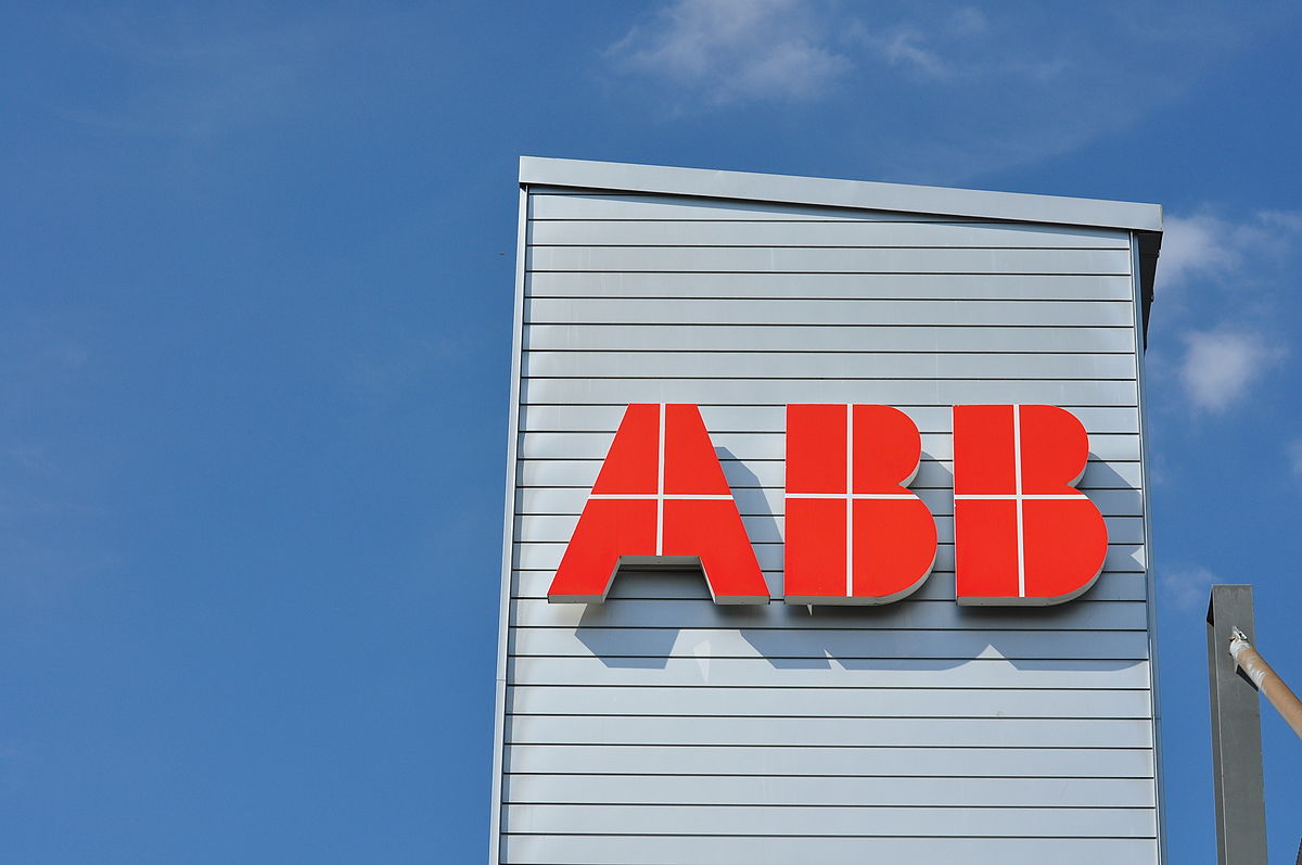 ABB تسجّل نمواً قوياً في أرباحها الفصلية وتبدي تفاؤلاً بشأن الربع المقبل ABB تسجّل نمواً قوياً في أرباحها الفصلية وتبدي تفاؤلاً بشأن الربع المقبل