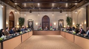 ملك الأردن يؤكد ضرورة استعادة وقف إطلاق النار في غزة واستئناف إيصال المساعدات