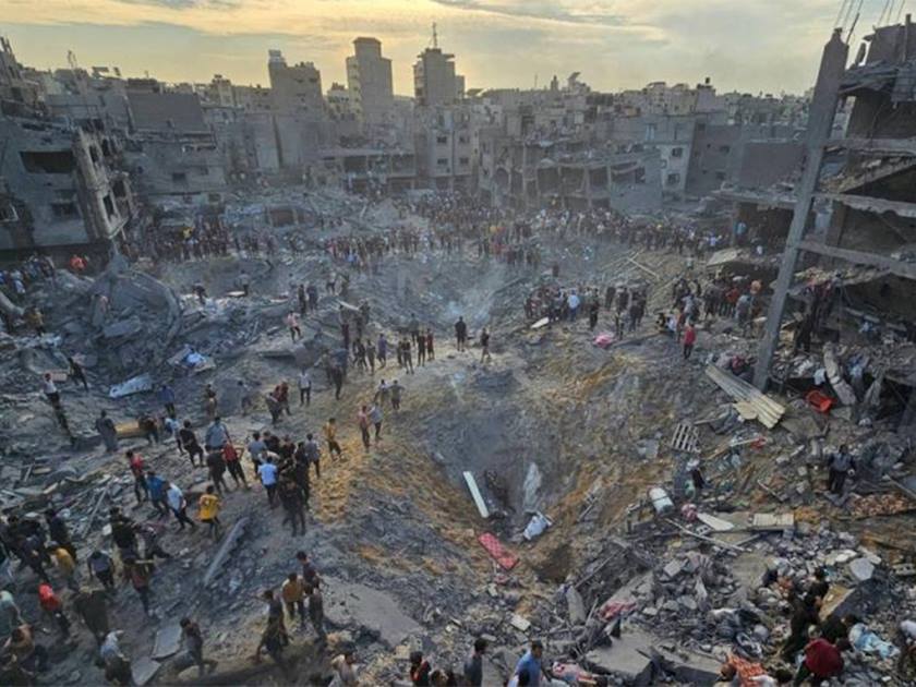استشهاد 27 فلسطينيا في غارات إسرائيلية على غزة وسط أزمة إنسانية متفاقمة استشهاد 27 فلسطينيا في غارات إسرائيلية على غزة وسط أزمة إنسانية متفاقمة