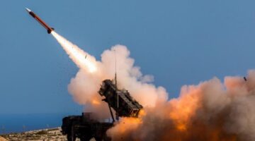 كالاس ووزيرا خارجية هولندا وبولندا يشيدون باستعداد ميرتس إمداد أوكرانيا بصواريخ تاوروس