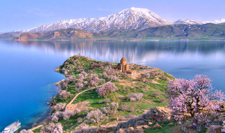 أرمينيا تسوق لنفسها على أنها أرض العجائب أرمينيا تسوق لنفسها على أنها أرض العجائب