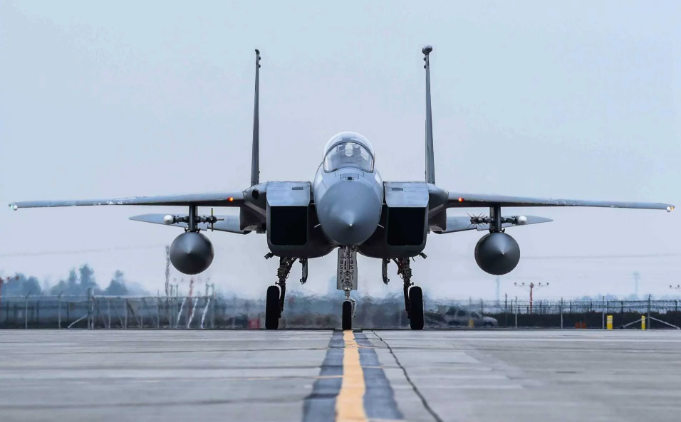 الولايات المتحدة تودع المقاتلة F-15C Eagle.. بعد خدمة 40 عامًا و100 معركة جوية