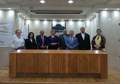 احتفالية بمكتبة القاهرة الكبرى بمناسبة اليوم العالمي لحقوق الملكية الفكرية احتفالية بمكتبة القاهرة الكبرى بمناسبة اليوم العالمي لحقوق الملكية الفكرية