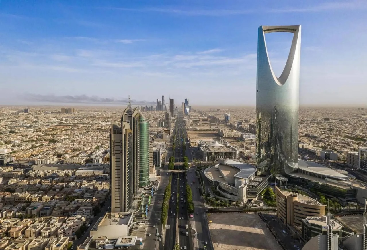 السعودية تعتمد اللائحة التنفيذية لضريبة التصرفات العقارية.. أبرز البنود وتفاعلات الجمهور