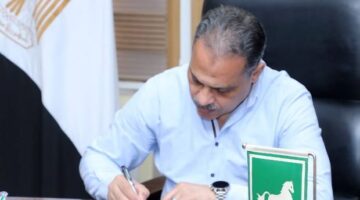 محافظ الشرقية يعتمد تعريفة الركوب الجديدة لسيارات الأجرة
