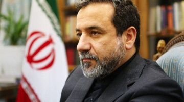 إيران تؤكد عزمها على الوصول إلى “اتفاق نووي عادل” مع الولايات المتحدة وتطالب بإلغاء العقوبات.