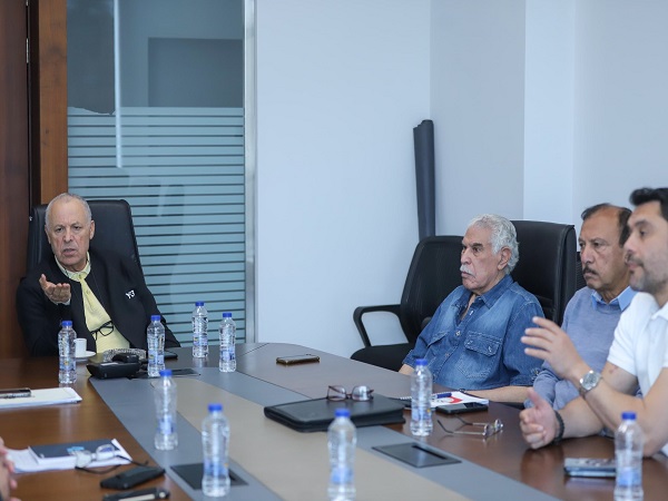 أبو ريدة يجتمع باللجنة الفنية لاتحاد الكرة أبو ريدة يجتمع باللجنة الفنية لاتحاد الكرة
