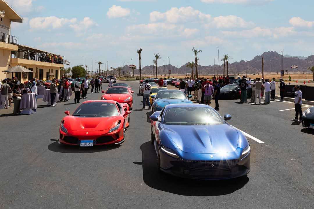 مضمار الهجن بشرم الشيخ يحتضن أولى فعاليات سباقات سيارات فيراري الرياضية مضمار الهجن بشرم الشيخ يحتضن أولى فعاليات سباقات سيارات فيراري الرياضية