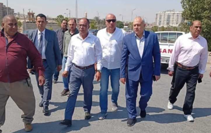 نائب محافظ القاهرة يتفقد أعمال التطوير الجارية بزهراء المعادى نائب محافظ القاهرة يتفقد أعمال التطوير الجارية بزهراء المعادى
