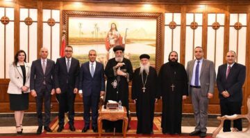البابا تواضروس الثاني يستقبل وزير الخارجية للتهنئة بعيد القيامة
