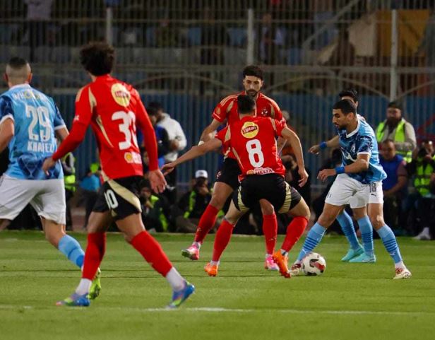 بعد قرار لجنة الاستئناف: استكشف فرص الأهلي وبيراميدز في نيل لقب الدوري