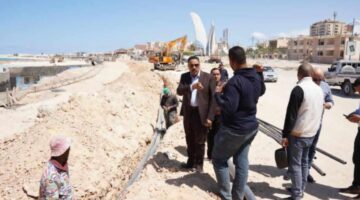 محافظ مطروح يتابع أعمال تطوير كورنيش مدينة مرسى مطروح قبل بدء الصيف