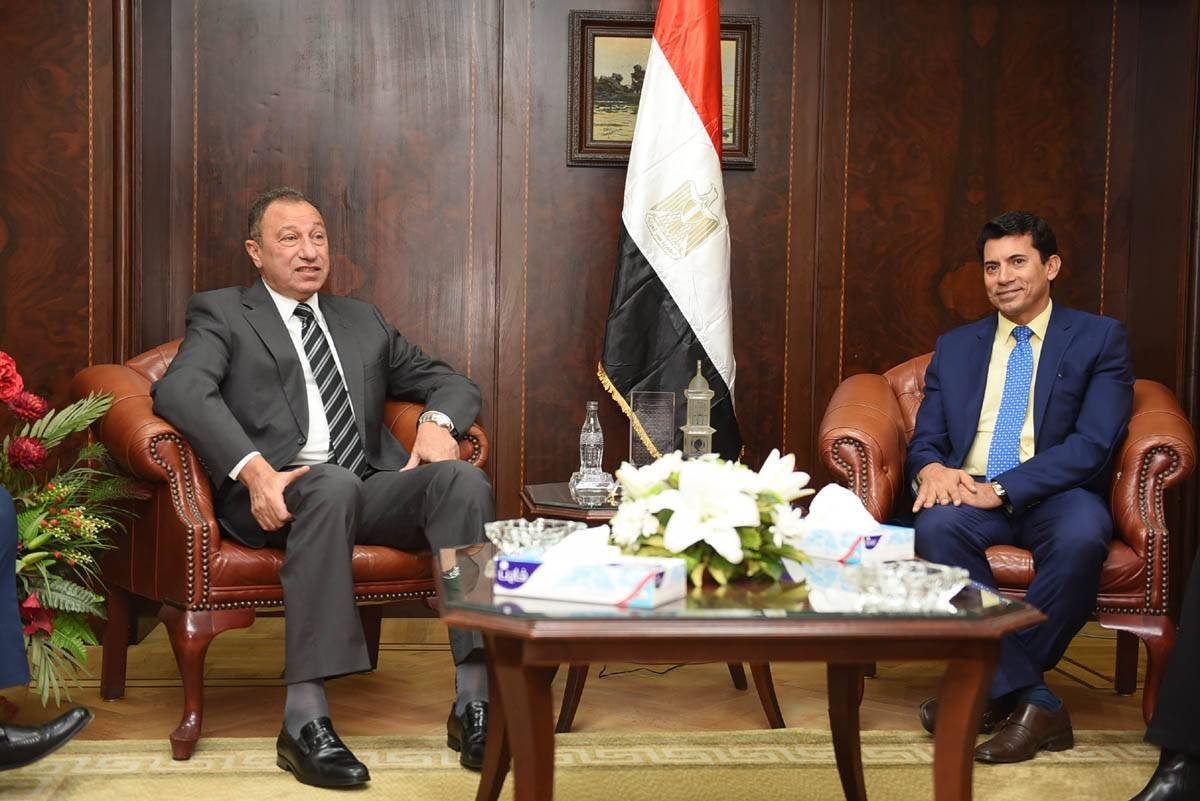 تصعيد جديد.. الأهلي يلجأ لرئيس الوزراء للإطلاع على تعديلات قانون الرياضة تصعيد جديد.. الأهلي يلجأ لرئيس الوزراء للإطلاع على تعديلات قانون الرياضة