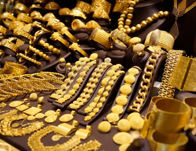 أسعار الذهب في محافظات سوريا اليوم الأحد 20 أبريل.. ارتفاع عيار 21 أسعار الذهب في محافظات سوريا اليوم الأحد 20 أبريل.. ارتفاع عيار 21