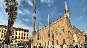 الأوقاف تعقد مجلس الحديث الثالث والأربعين لقراءة صحيح البخاري من مسجد الحسين غدا