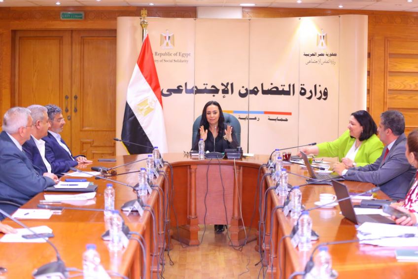 التضامن: صندوق دعم الصناعات الريفية والبيئية يمكن الأسر المشمولة بمظلة الدعم للخروج من دائرة الفقر
