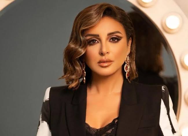 أنغام تتصدر التريند بعد غناء أكثر من 3 ساعات.. أبرز تصريحاتها النارية أنغام تتصدر التريند بعد غناء أكثر من 3 ساعات.. أبرز تصريحاتها النارية