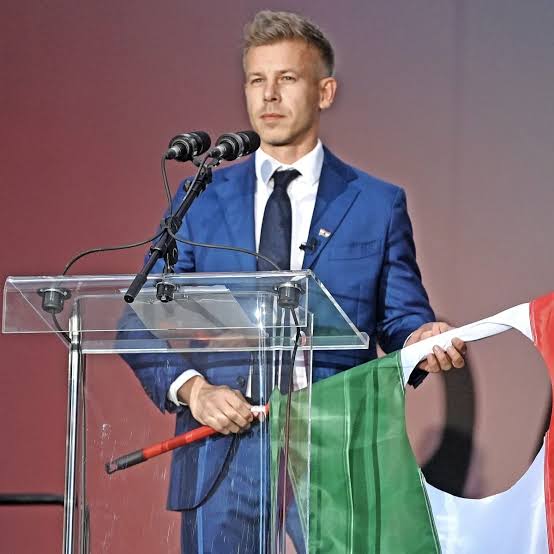زعيم أكبر حزب معارض بالمجر يتعهد بإنهاء نظام أوربان وإعادة المجر إلى أحضان أوروبا زعيم أكبر حزب معارض بالمجر يتعهد بإنهاء نظام أوربان وإعادة المجر إلى أحضان أوروبا