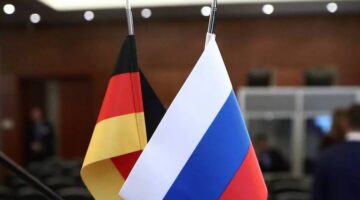 ألمانيا تعلن استعدادها لمساعدة أوكرانيا في تطوير صواريخ بعيدة المدى بحرية من القيود.. وروسيا تدعو إلى إجراء محادثات سلام.