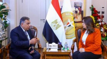وزيرة التنمية المحلية تتابع مع محافظ الدقهلية الموقف التنفيذي لمبادرة حياة كريمة وملف التصالح والخطة الاستثمارية