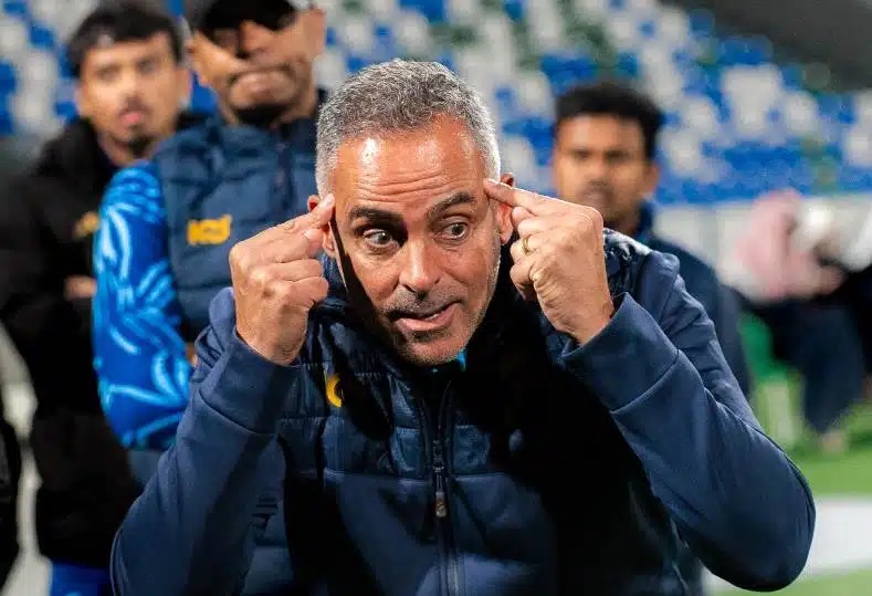 جوميز يرد على أنباء مفاوضات الأهلي: تركيزي بالكامل مع الفتح السعودي جوميز يرد على أنباء مفاوضات الأهلي: تركيزي بالكامل مع الفتح السعودي