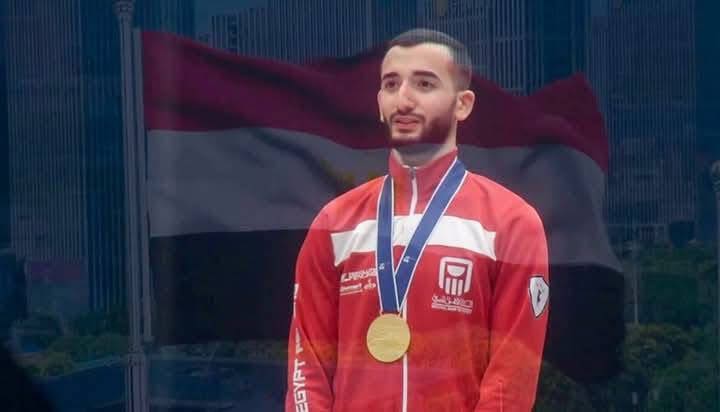 محمود السيد: فخور بالتتويج بذهبية بطولة العالم للسلاح