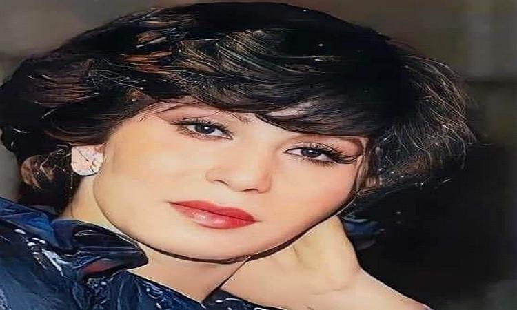 "اؤمر يا قمر " وباقة من أجمل أغانى كروان الشرق فايزة أحمد الإثنين "اؤمر يا قمر " وباقة من أجمل أغانى كروان الشرق فايزة أحمد الإثنين
