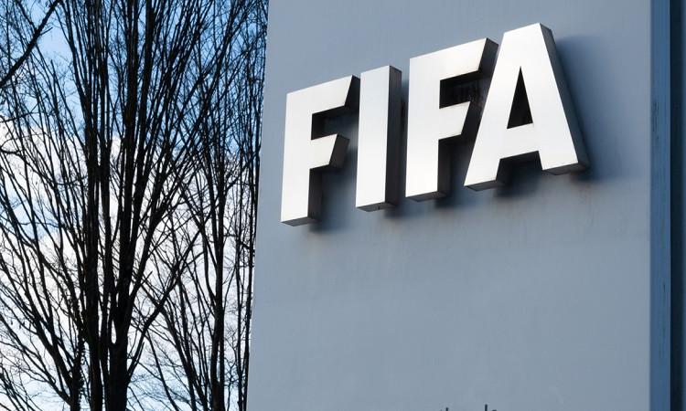 "فيفا" يخطر الزمالك بإيقاف قيد النادي بسبب المستحقات المالية للمغربي بوطيب "فيفا" يخطر الزمالك بإيقاف قيد النادي بسبب المستحقات المالية للمغربي بوطيب