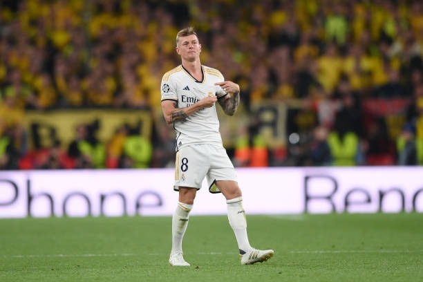 توني كروس يدافع عن روديجر بعد أحداث كلاسيكو نهائي الكأس توني كروس يدافع عن روديجر بعد أحداث كلاسيكو نهائي الكأس