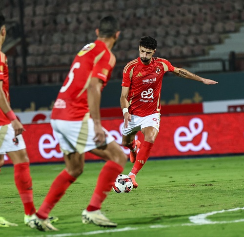 تقرير برازيلي يسلط الضوء على أهم لاعبي الأهلي قبل لقاء بالميراس