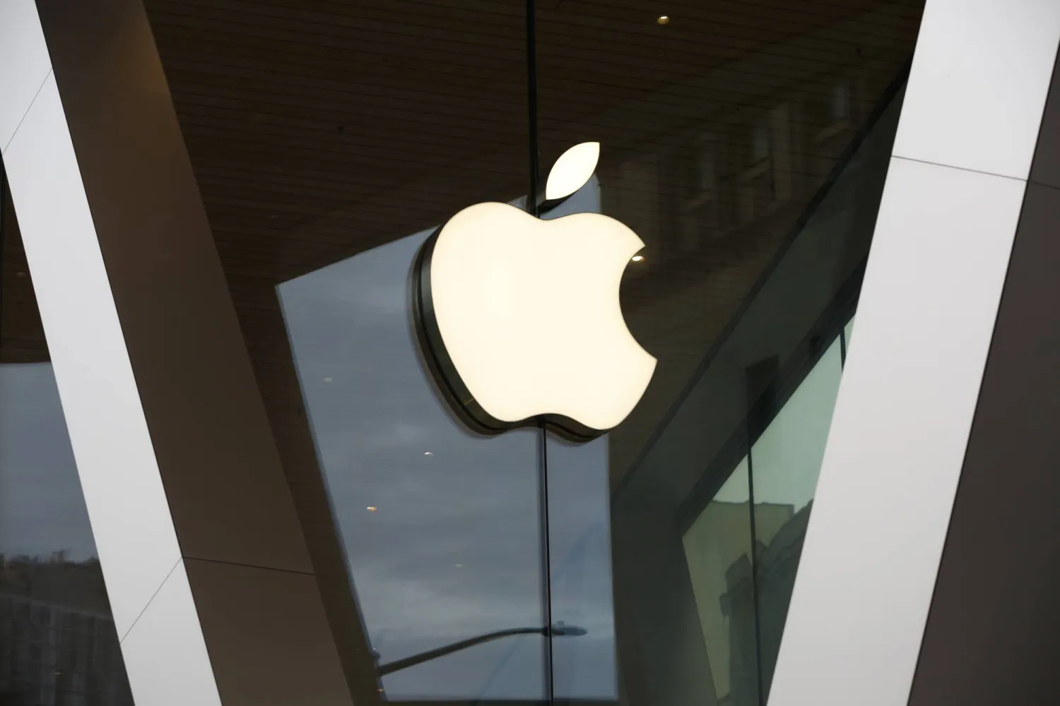 آبل تتصدر مبيعات الهواتف الذكية عالميًا في الربع الأول من 2025 آبل تتصدر مبيعات الهواتف الذكية عالميًا في الربع الأول من 2025