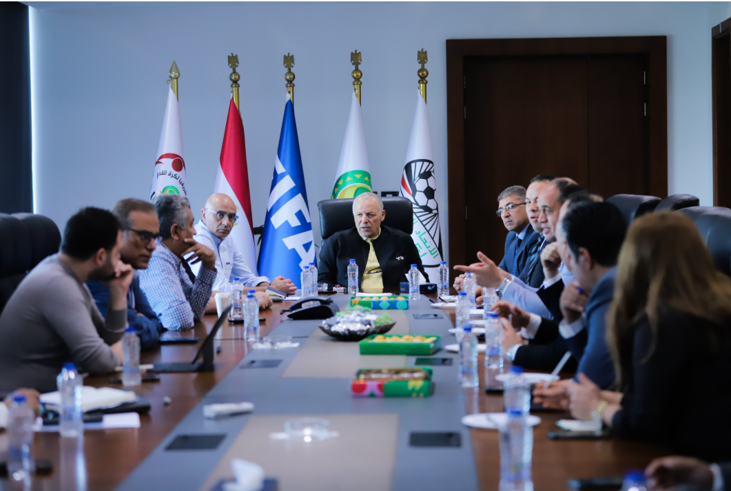 أبو ريدة يترأس اجتماعا موسعا للوقوف علي الاستعدادت النهائية لاستضافة أمم أفريقيا للشباب أبو ريدة يترأس اجتماعا موسعا للوقوف علي الاستعدادت النهائية لاستضافة أمم أفريقيا للشباب
