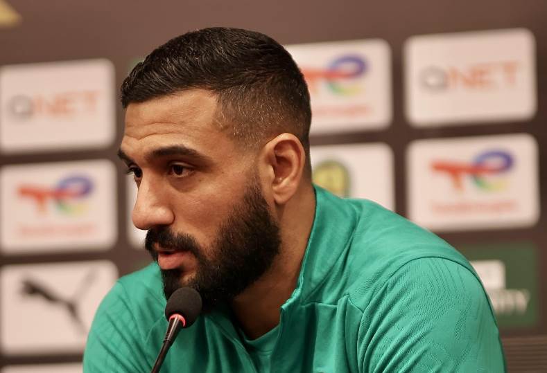 أحمد الشناوي: تركيزنا كامل على مباراة أورلاندو بيراتس..و ننافس بقوة في الدوري وكأس مصر
