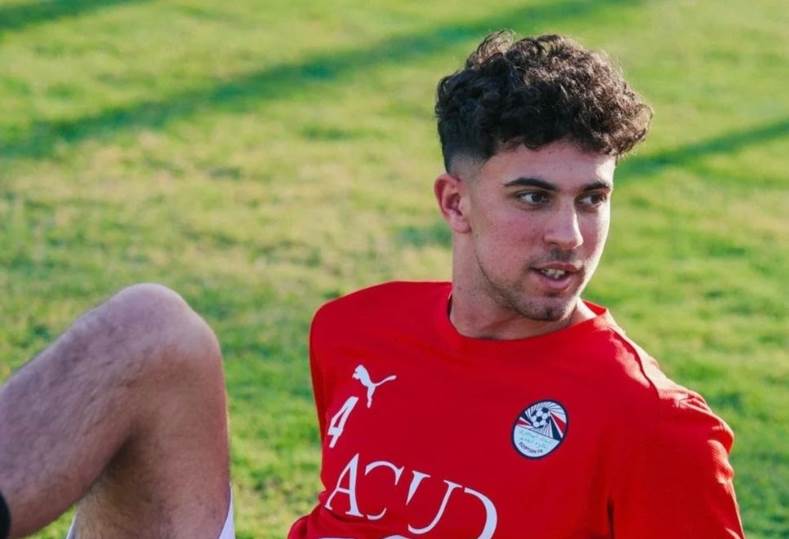 أحمد عابدين يقود دفاع شباب الفراعنة في أمم أفريقيا بالقاهرة أحمد عابدين يقود دفاع شباب الفراعنة في أمم أفريقيا بالقاهرة