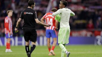 أدار الكلاسيكو مرتين – أرقام ريكاردو دي بورجوس مع ريال مدريد وبرشلونة