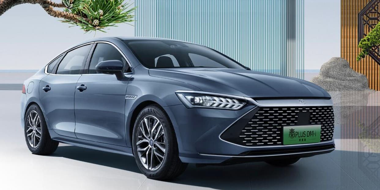 تراجع قيمة أسهم شركات السيارات الكهربائية الصينية عقب تخفيض شركة BYD أسعارها بنسبة 35% تراجع قيمة أسهم شركات السيارات الكهربائية الصينية عقب تخفيض شركة BYD أسعارها بنسبة 35%