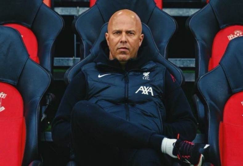 أرني سلوت: لقب الدوري لم يحسم بعد وعلينا التركيز حتى اللحظة الأخيرة أرني سلوت: لقب الدوري لم يحسم بعد وعلينا التركيز حتى اللحظة الأخيرة