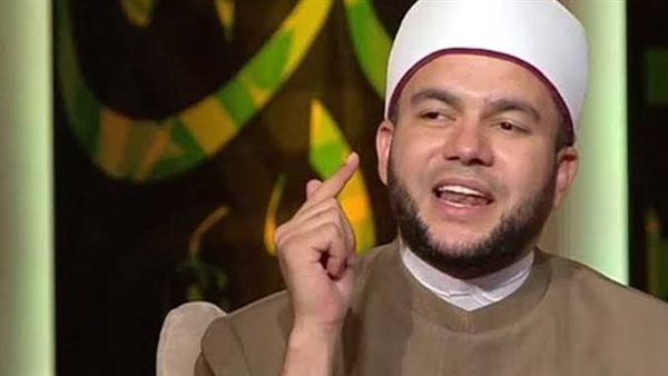 أستاذ بالأزهر: الإسراف في المياه أثناء الوضوء وخلال غسل السيارات حرام أستاذ بالأزهر: الإسراف في المياه أثناء الوضوء وخلال غسل السيارات حرام