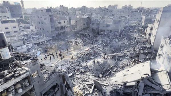 أستاذ علاقات دولية: زيارة ماكرون للعريش تعكس عدة دلالات هامة أستاذ علاقات دولية: زيارة ماكرون للعريش تعكس عدة دلالات هامة
